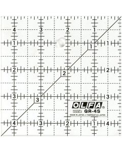 OLFA Righello Patchwork quadrato 4,5 x 4,5 pollici - Antiscivolo e satinato