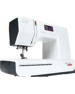 Macchina per cucire elettronica Bernette B37 + Piedino Speedy "4x4" e Piedino Tagliacuci